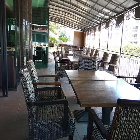 Отель Family Black Sea Солнечный берег