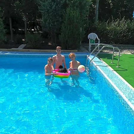 فندق Family Black Sea 2*