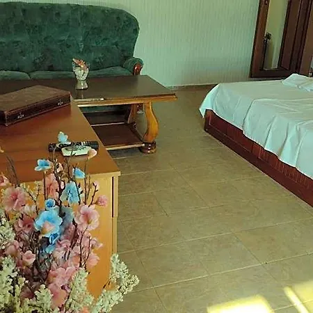فندق Family Black Sea ساني بيتش
